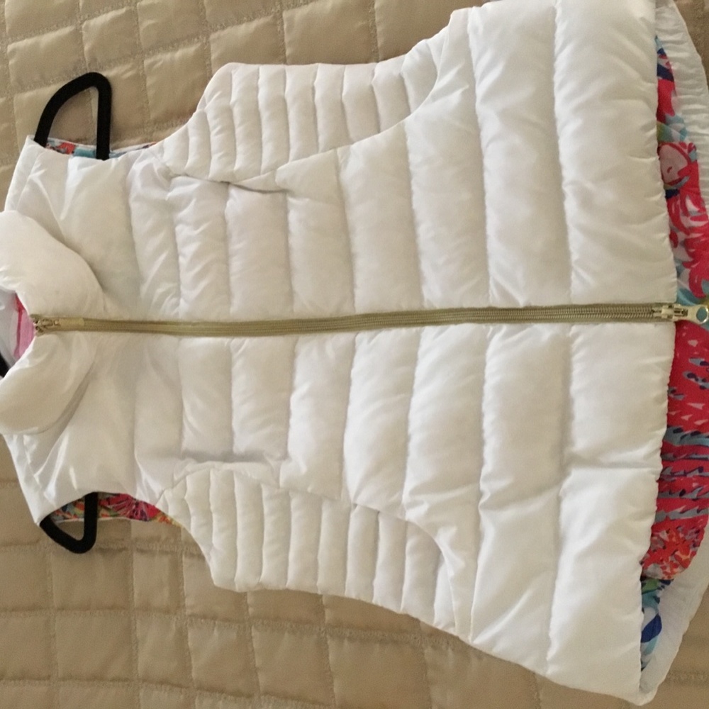 Vest - Picture 2 of 4